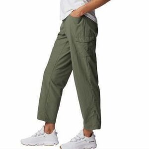 Columbia Woodland Hills Ladies Roll Up Pant Ladies size, XXL